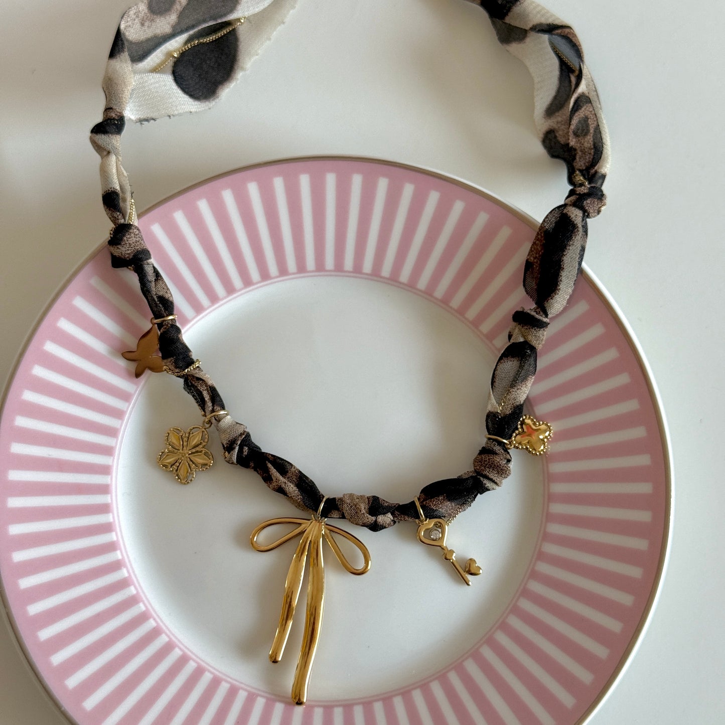 Leopard Bow Ketting